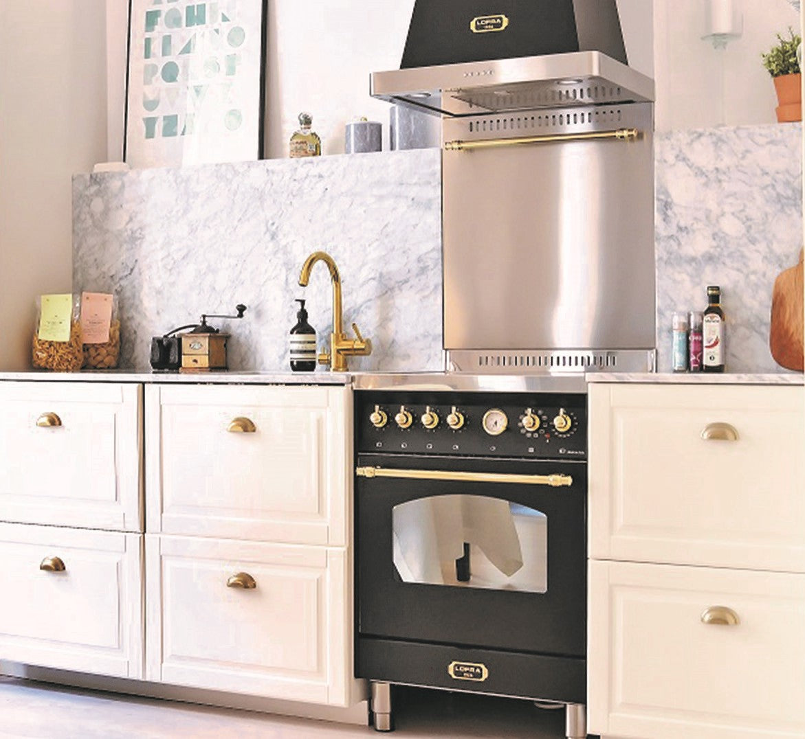 Retro-style kitchen is a combination of classic and modern